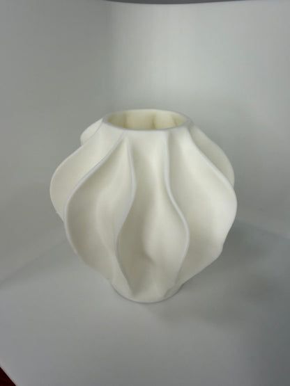 The Wave Vase