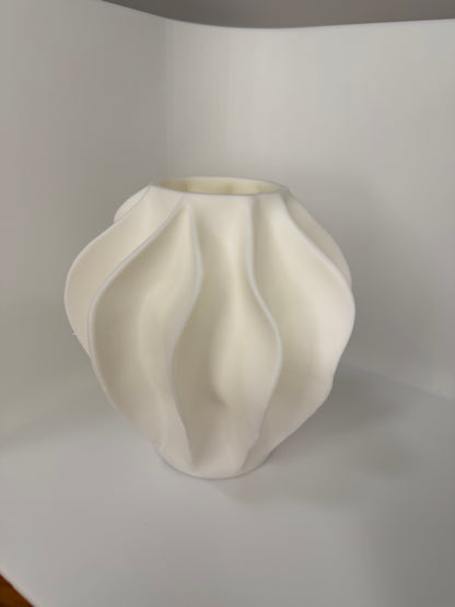 The Wave Vase